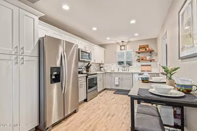 440 W Pepper Place, Mesa, AZ 85201 - Photo 30