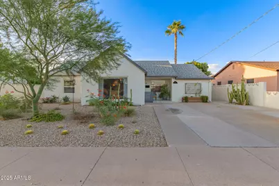 440 W Pepper Place, Mesa, AZ 85201 - Photo 2