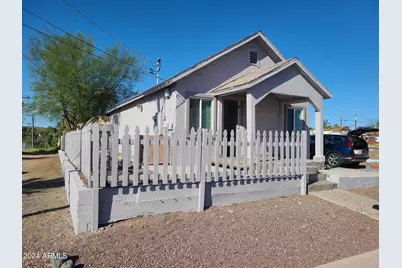 42 S Jefferson Street, Wickenburg, AZ 85390 - Photo 2