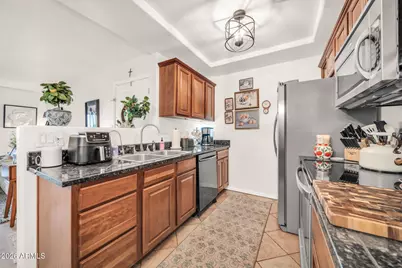 2121 W Royal Palm Road #2074, Phoenix, AZ 85021 - Photo 2