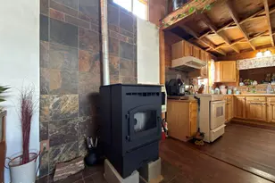 21750 Ranch Rd, Seligman, AZ 86337 - Photo 6