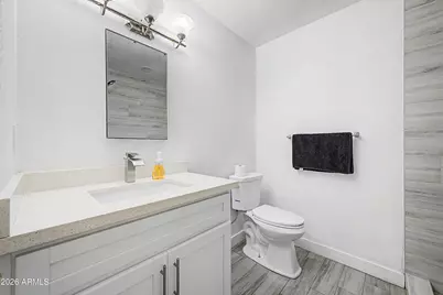 5201 W Wilshire Drive, Phoenix, AZ 85035 - Photo 12