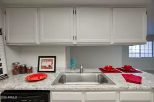 2020 W Union Hills Dr, Phoenix, AZ 85027 - Photo 16