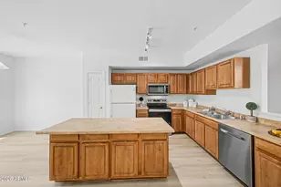 18250 N Cave Creek Rd, Phoenix, AZ 85032 - Photo 16