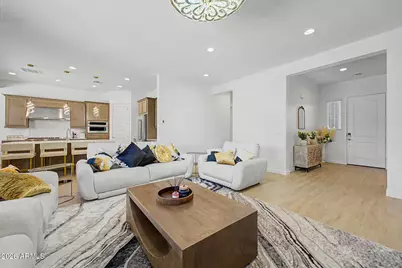 9623 W Flower Street, Phoenix, AZ 85037 - Photo 8
