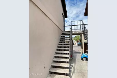 1321 W Vogel Avenue #Apt 6, Phoenix, AZ 85021 - Photo 2