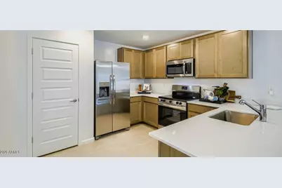 2065 W Roselle Avenue, Apache Junction, AZ 85120 - Photo 4