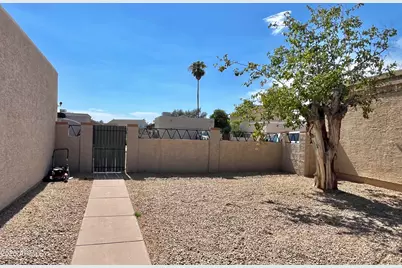 19007 N 45th Avenue, Glendale, AZ 85308 - Photo 22