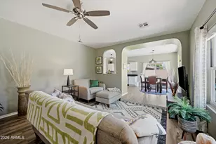 7988 W Sanna St, Peoria, AZ 85345 - Photo 4