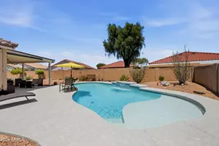 7988 W Sanna St, Peoria, AZ 85345 - Photo 2
