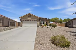 7988 W Sanna St, Peoria, AZ 85345 - Photo 8