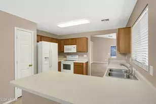 12531 W Mauna Loa Ln, El Mirage, AZ 85335 - Photo 10