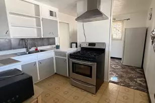 8619 N 30th Dr, Phoenix, AZ 85051 - Photo 4