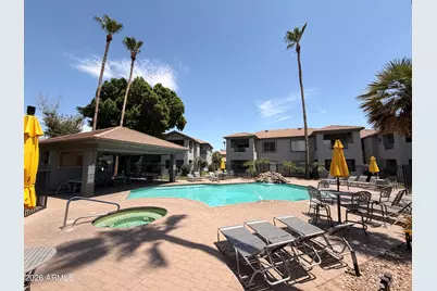 7401 W Arrowhead Clubhouse Drive #1040, Glendale, AZ 85308 - Photo 2