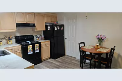 10951 N 91st Avenue #177, Peoria, AZ 85345 - Photo 2