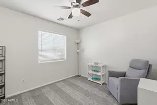 1072 S Cheshire Ln, Gilbert, AZ 85296 - Photo 18