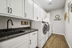 9847 W Jessie Ln, Peoria, AZ 85383 - Photo 20