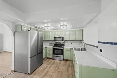730 S Whiting Circle, Mesa, AZ 85204 - Photo 18