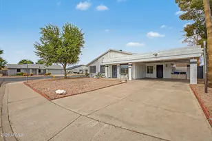 730 S Whiting Cir, Mesa, AZ 85204 - Photo 6