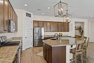 9416 W Parkside Ln, Peoria, AZ 85383 - Photo 10