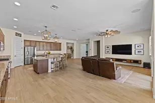 9416 W Parkside Ln, Peoria, AZ 85383 - Photo 16