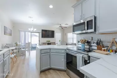9510 N 82nd Lane, Peoria, AZ 85345 - Photo 12