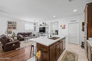 18146 W Robin Ln, Surprise, AZ 85387 - Photo 12