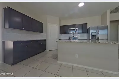 29300 W Clarendon Avenue, Buckeye, AZ 85396 - Photo 4