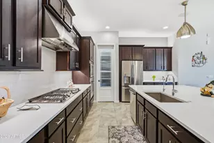 18668 N Jameson Dr, Maricopa, AZ 85138 - Photo 6