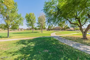 18668 N Jameson Dr, Maricopa, AZ 85138 - Photo 40