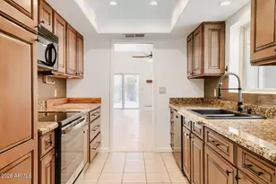 4105 E Larkspur Dr, Phoenix, AZ 85032 - Photo 6
