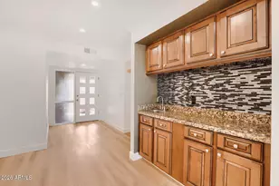 4105 E Larkspur Dr, Phoenix, AZ 85032 - Photo 4