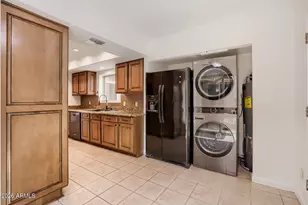 4105 E Larkspur Dr, Phoenix, AZ 85032 - Photo 10