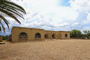 1909 Devonshire Dr, Sierra Vista, AZ 85635 - Photo 1
