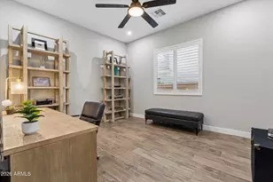 2905 E Los Gatos Dr, Phoenix, AZ 85050 - Photo 40