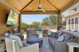 2905 E Los Gatos Dr, Phoenix, AZ 85050 - Photo 52