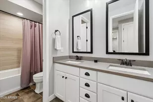 2905 E Los Gatos Dr, Phoenix, AZ 85050 - Photo 34