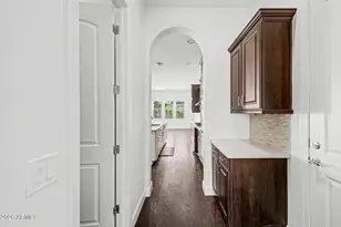 2923 E Constance Wy, Phoenix, AZ 85042 - Photo 12