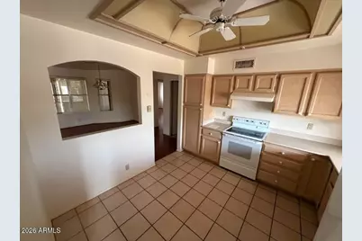 7941 E Navarro Avenue, Mesa, AZ 85209 - Photo 8
