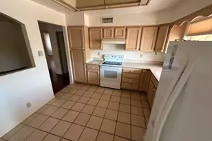 7941 E Navarro Ave, Mesa, AZ 85209 - Photo 6