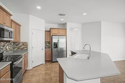 10397 W Foothill Drive, Peoria, AZ 85383 - Photo 14