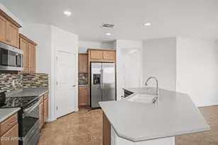 10397 W Foothill Dr, Peoria, AZ 85383 - Photo 14