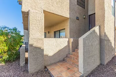 10301 N 70th Street #210, Paradise Valley, AZ 85253 - Photo 2