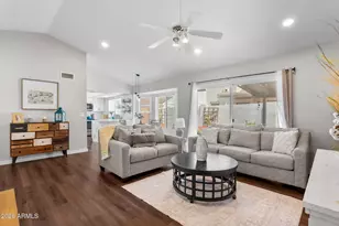 3310 E Wescott Dr, Phoenix, AZ 85050 - Photo 10