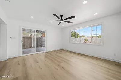 5712 W Orangewood Avenue, Glendale, AZ 85301 - Photo 12