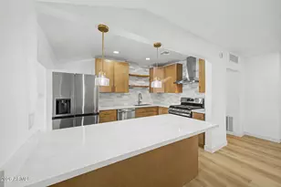 5712 W Orangewood Ave, Glendale, AZ 85301 - Photo 14