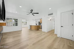 5712 W Orangewood Ave, Glendale, AZ 85301 - Photo 8