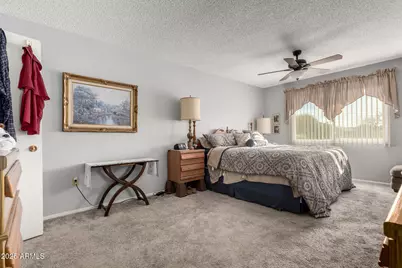 9739 W Alabama Avenue W, Sun City, AZ 85351 - Photo 10