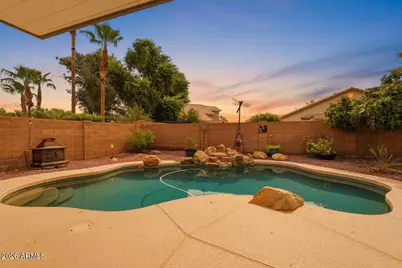 2419 S Walnut Drive, Chandler, AZ 85248 - Photo 16