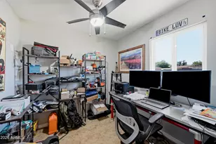 2566 E Villa Rita Dr, Phoenix, AZ 85032 - Photo 20